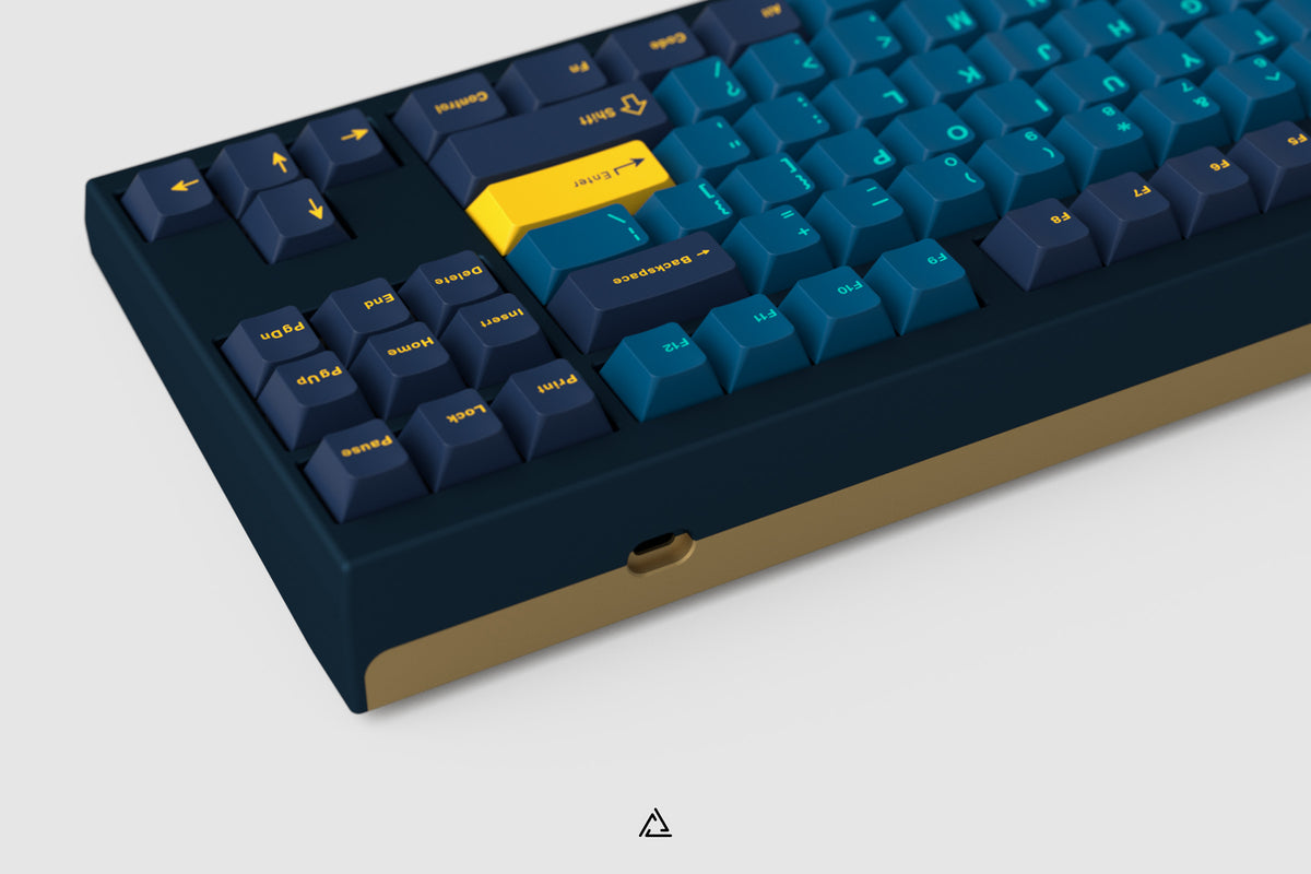 キーボード GMK Nautilus 2 GMK Nautilus 2 w/ Holy Panda - YouTube