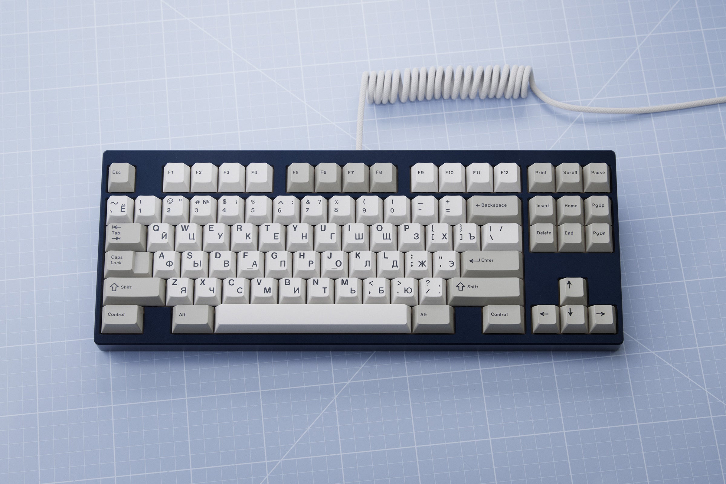 GMK CYL Cyrillic WoB & Beige