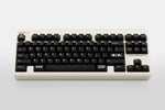 GMK CYL Noire R2