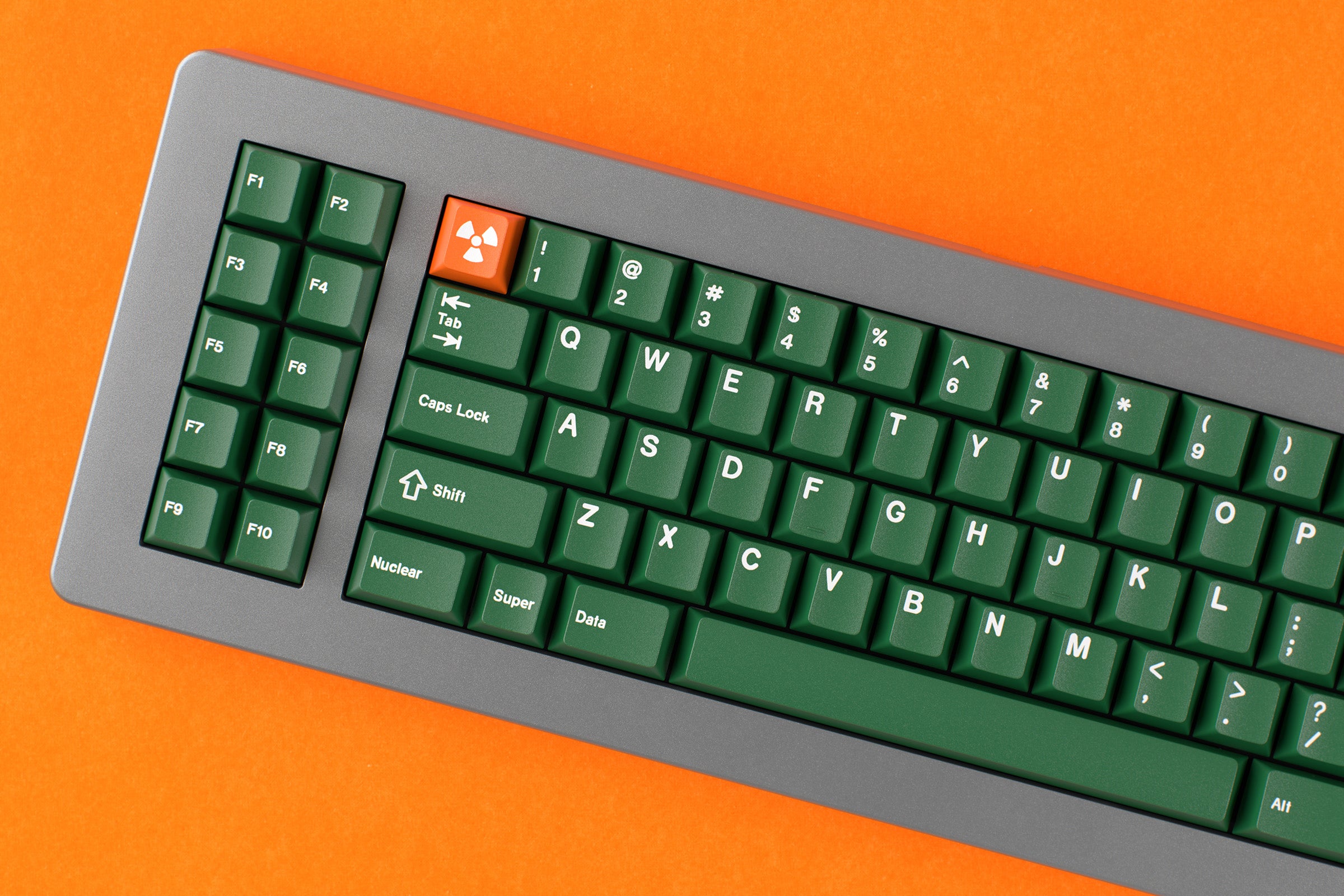 Nuclear Computer Keyboard GMK CYL Nuclear Data 2 – Oblotzky Industries