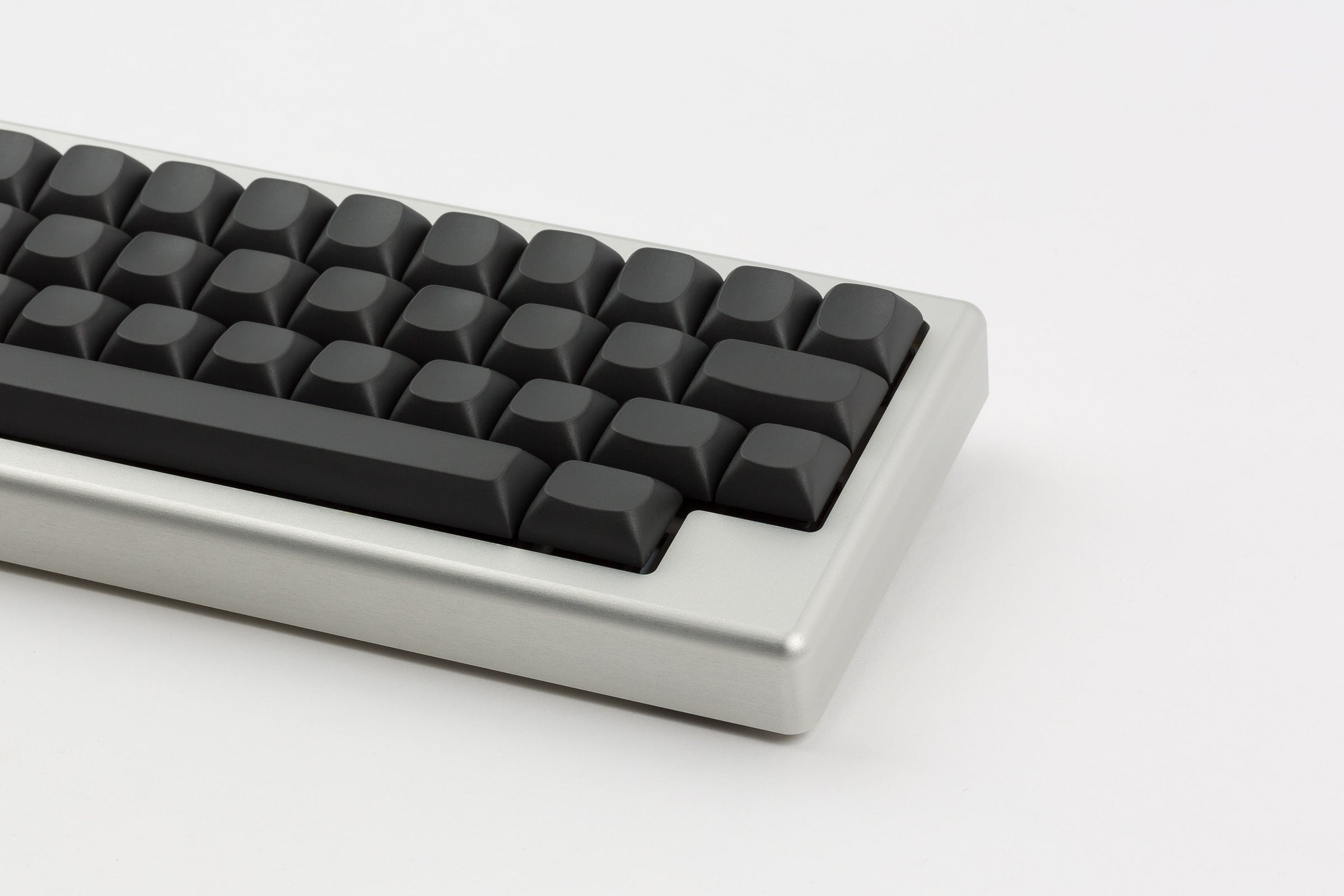 GMK MTNU Graphite